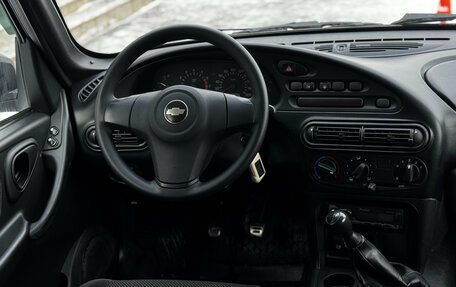 Chevrolet Niva I рестайлинг, 2017 год, 799 000 рублей, 16 фотография