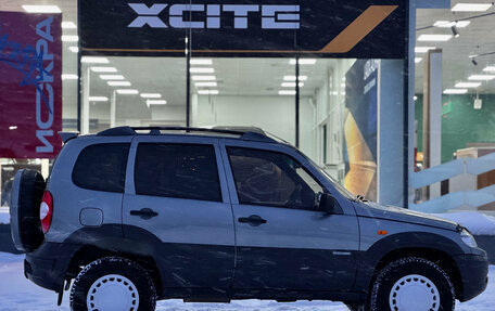 Chevrolet Niva I рестайлинг, 2010 год, 539 000 рублей, 3 фотография