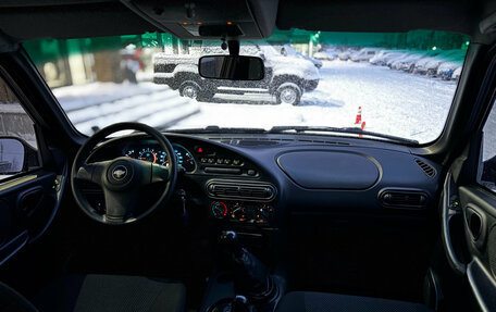 Chevrolet Niva I рестайлинг, 2010 год, 539 000 рублей, 14 фотография