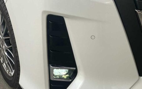 Toyota Noah III, 2019 год, 2 080 000 рублей, 9 фотография