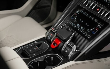 Lamborghini Urus I, 2021 год, 27 400 000 рублей, 23 фотография