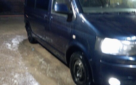 Volkswagen Caravelle T5, 2013 год, 1 799 000 рублей, 3 фотография