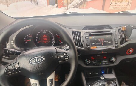 KIA Sportage III, 2011 год, 1 035 000 рублей, 9 фотография