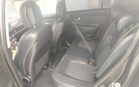 KIA Sportage III, 2011 год, 1 035 000 рублей, 10 фотография