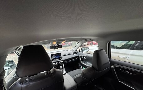 Toyota RAV4, 2022 год, 3 550 000 рублей, 13 фотография