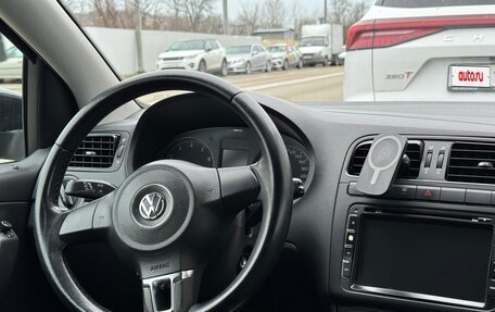 Volkswagen Polo VI (EU Market), 2011 год, 730 000 рублей, 4 фотография