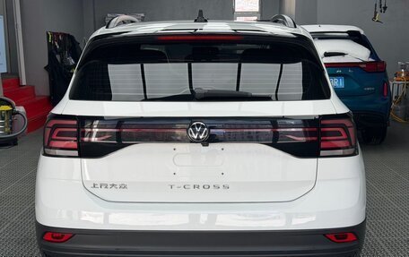 Volkswagen T-Cross I, 2022 год, 1 460 000 рублей, 5 фотография