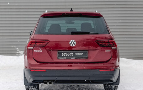 Volkswagen Tiguan II, 2018 год, 2 950 000 рублей, 6 фотография