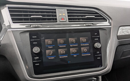 Volkswagen Tiguan II, 2018 год, 2 950 000 рублей, 15 фотография