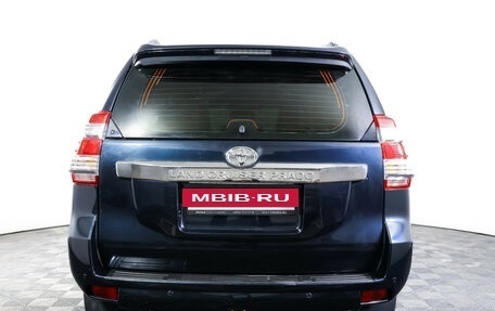 Toyota Land Cruiser Prado 150 рестайлинг 2, 2014 год, 3 599 000 рублей, 6 фотография