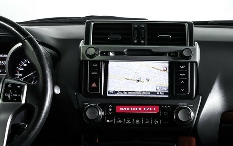 Toyota Land Cruiser Prado 150 рестайлинг 2, 2014 год, 3 599 000 рублей, 13 фотография