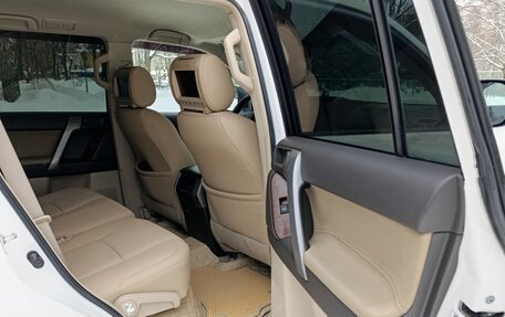 Toyota Land Cruiser Prado 150 рестайлинг 2, 2012 год, 2 390 000 рублей, 12 фотография