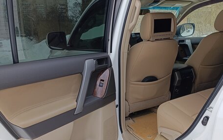 Toyota Land Cruiser Prado 150 рестайлинг 2, 2012 год, 2 390 000 рублей, 14 фотография