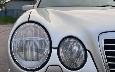 Mercedes-Benz E-Класс, 1998 год, 700 000 рублей, 24 фотография