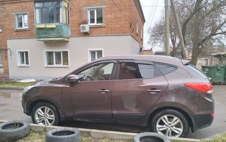 Hyundai ix35 I рестайлинг, 2012 год, 1 150 000 рублей, 2 фотография
