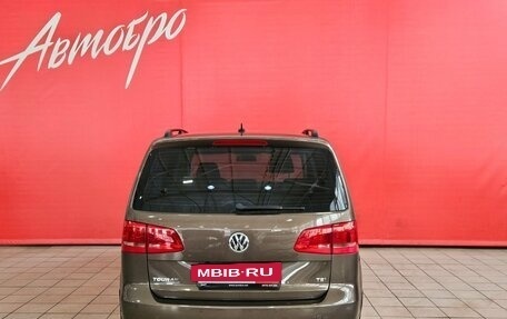 Volkswagen Touran III, 2013 год, 1 249 000 рублей, 4 фотография