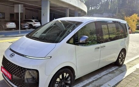 Hyundai Staria, 2024 год, 6 100 000 рублей, 1 фотография