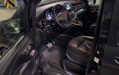 Mercedes-Benz V-Класс, 2017 год, 7 000 000 рублей, 11 фотография