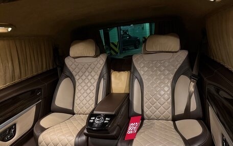 Mercedes-Benz V-Класс, 2017 год, 7 000 000 рублей, 16 фотография