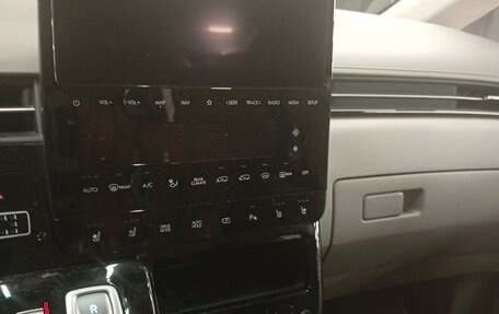 Hyundai Staria, 2022 год, 4 990 000 рублей, 15 фотография