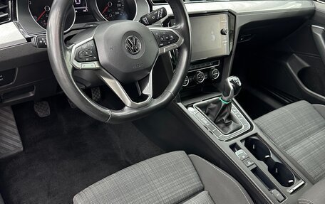 Volkswagen Passat B8 рестайлинг, 2020 год, 2 000 000 рублей, 10 фотография