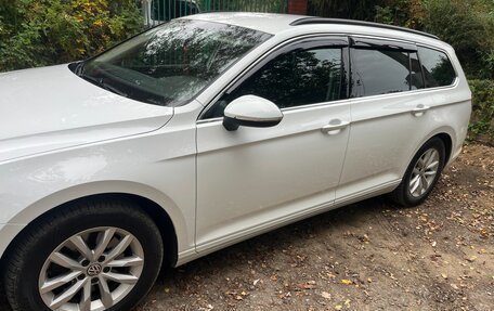 Volkswagen Passat B8 рестайлинг, 2020 год, 2 000 000 рублей, 15 фотография