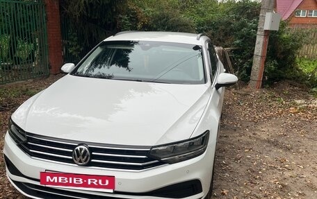 Volkswagen Passat B8 рестайлинг, 2020 год, 2 000 000 рублей, 12 фотография