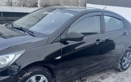 Hyundai Solaris II рестайлинг, 2014 год, 650 000 рублей, 4 фотография