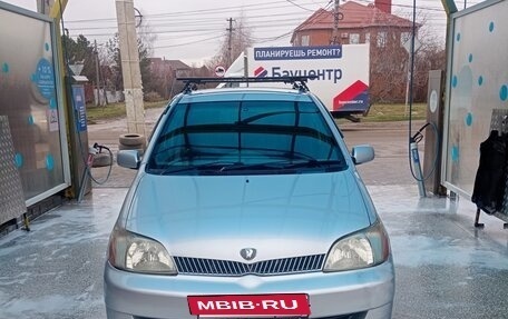 Toyota Platz, 2000 год, 330 000 рублей, 3 фотография