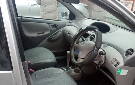 Toyota Platz, 2000 год, 330 000 рублей, 8 фотография