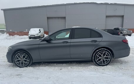 Mercedes-Benz E-Класс, 2021 год, 4 500 000 рублей, 8 фотография