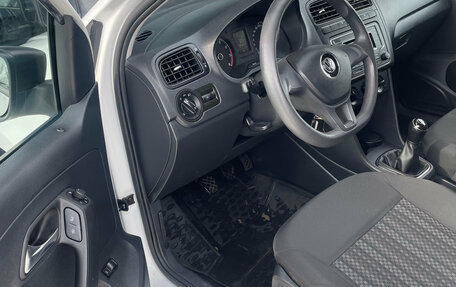 Volkswagen Polo VI (EU Market), 2018 год, 1 150 000 рублей, 9 фотография