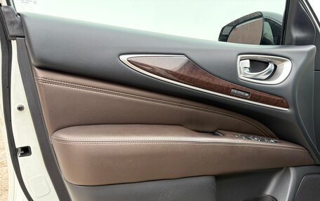 Infiniti QX60 I рестайлинг, 2016 год, 1 399 000 рублей, 8 фотография