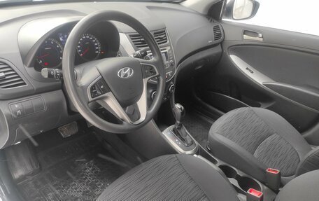 Hyundai Solaris II рестайлинг, 2015 год, 599 000 рублей, 9 фотография