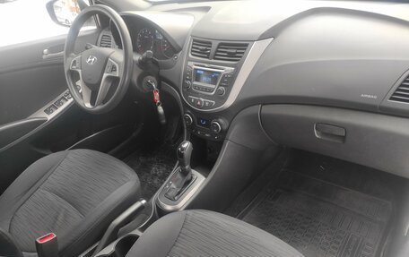 Hyundai Solaris II рестайлинг, 2015 год, 599 000 рублей, 10 фотография