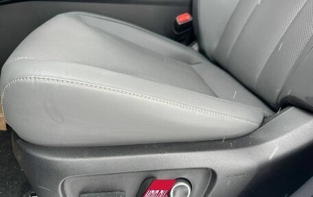 Toyota RAV4, 2025 год, 5 099 000 рублей, 15 фотография