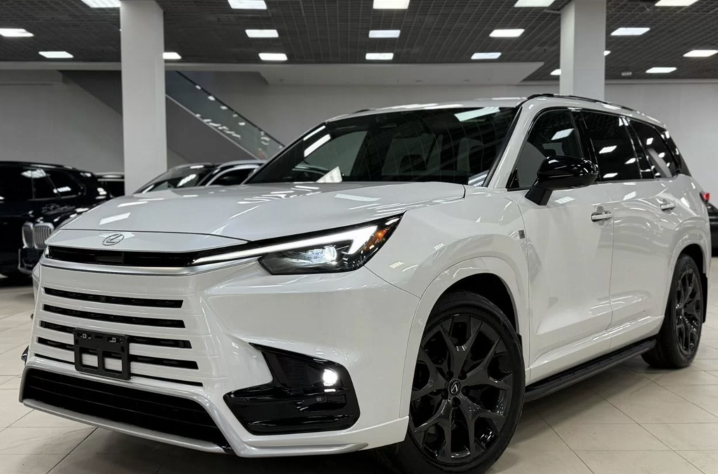 Lexus TX, 2026 год, 13 000 000 рублей, 3 фотография