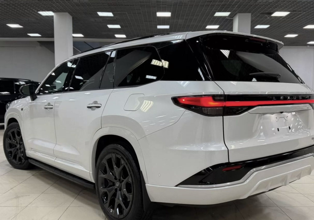 Lexus TX, 2026 год, 13 000 000 рублей, 4 фотография