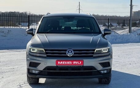 Volkswagen Tiguan II, 2018 год, 3 340 000 рублей, 1 фотография