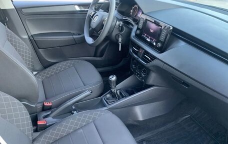 Skoda Rapid II, 2020 год, 1 420 000 рублей, 3 фотография