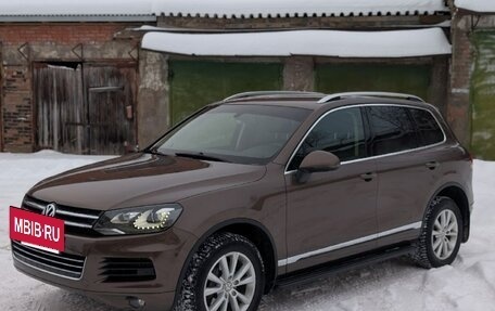 Volkswagen Touareg III, 2012 год, 2 500 000 рублей, 2 фотография
