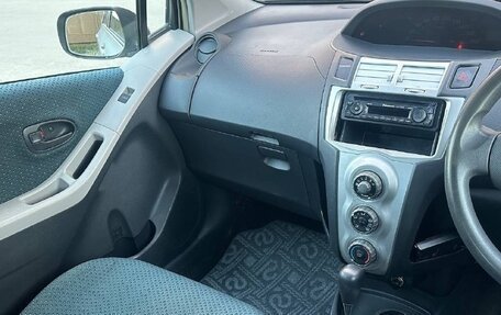 Toyota Vitz, 2005 год, 420 000 рублей, 21 фотография