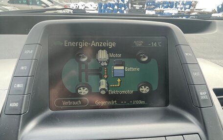 Toyota Prius, 2008 год, 830 000 рублей, 12 фотография