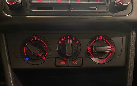 Volkswagen Polo VI (EU Market), 2015 год, 785 000 рублей, 15 фотография