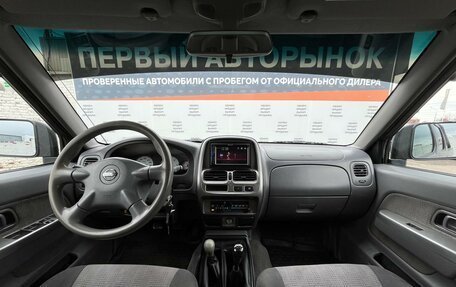 Nissan NP300, 2014 год, 1 144 000 рублей, 16 фотография