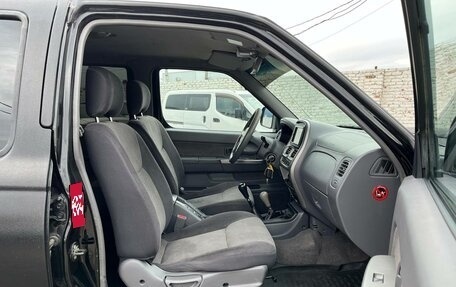 Nissan NP300, 2014 год, 1 144 000 рублей, 15 фотография