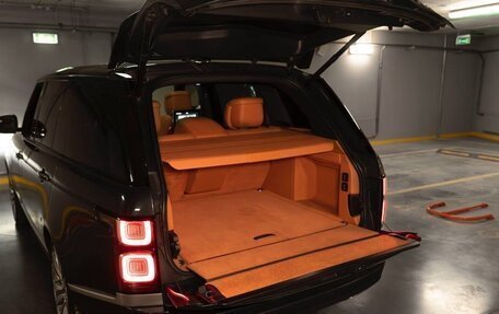 Land Rover Range Rover IV рестайлинг, 2019 год, 10 900 000 рублей, 7 фотография