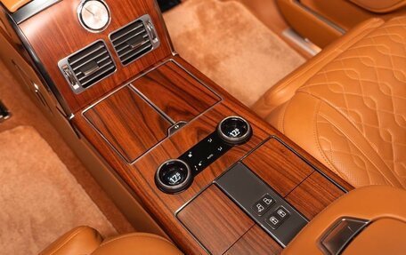 Land Rover Range Rover IV рестайлинг, 2019 год, 10 900 000 рублей, 9 фотография