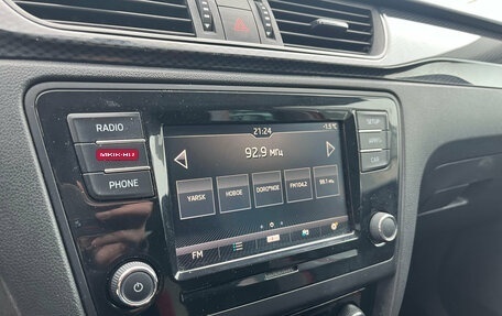 Skoda Rapid I, 2018 год, 1 370 000 рублей, 10 фотография