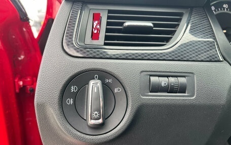 Skoda Rapid I, 2018 год, 1 370 000 рублей, 16 фотография